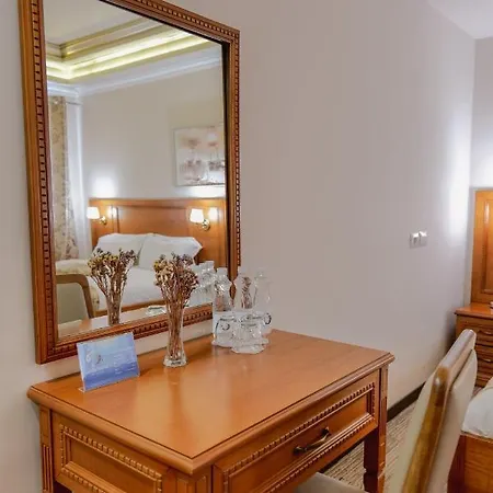 Boka Hotell Tirana