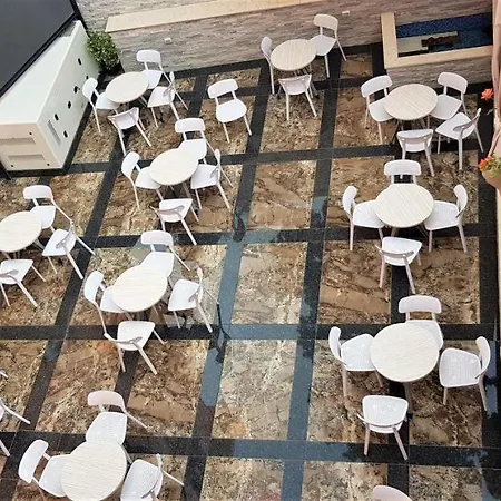 Boka 4* Tirana