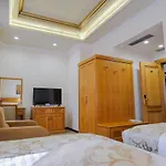 Boka Hotell 4*
