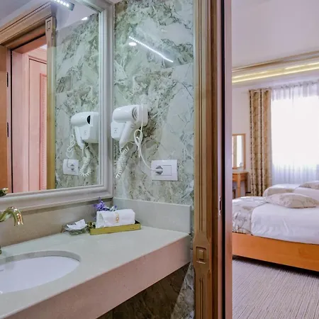 Hotel Boka 4*
