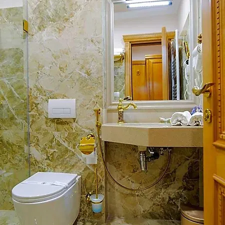 Boka 4* Tirana